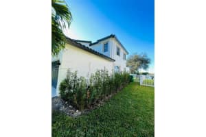 14142 SW 52nd Ln, Miramar, FL 33027, Sold 05/20/25