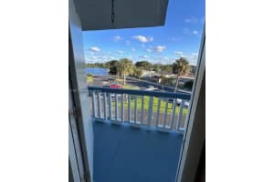 2223 Park Ln 304, Hollywood