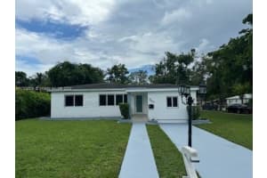 700 NE 139th St, North Miami, FL 33161, - MLS#A11702806