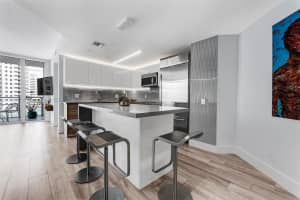 Brickell House, 1300 Brickell Bay Dr, Miami, FL 33131, Sold 04/15/25
