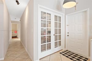 955 Azure Lane Weston, FL 33326 - MLS#A11702912