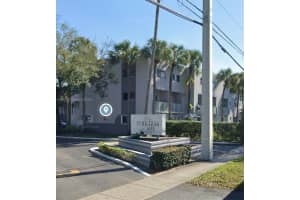 2780 W 76th St 101, Hialeah