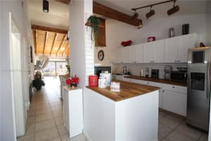 10350 W Cypress Ct, Pembroke Pines, FL 33026, Sold 01/27/25
