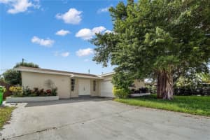 10150 NW 24th St, Sunrise, FL 33322, Sold 03/10/25