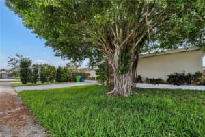 10150 NW 24th St, Sunrise, FL 33322, Sold 03/10/25
