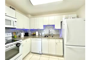 401 Golden Isles Dr APT 505, Hallandale Beach, FL 33009, - MLS#A11703011