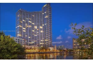 2020 N Bayshore Dr 1008, Miami
