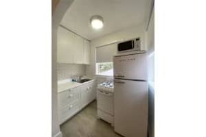 642 Michigan Ave, Miami Beach, FL 33139, Sold 01/10/25