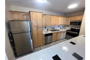 7911 SW 104th St, Miami, FL 33156, Sold 01/06/25