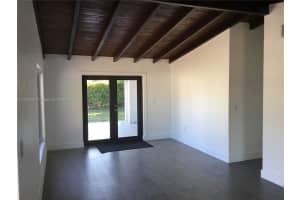 30 SE 7th Ave, Hialeah, FL 33010, Sold 01/31/25