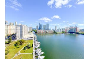 290 174th St, Sunny Isles Beach, FL 33160, Sold 01/31/25