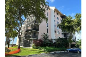 20840 San Simeon Way, North Miami Beach, FL 33179, Sold 08/29/25