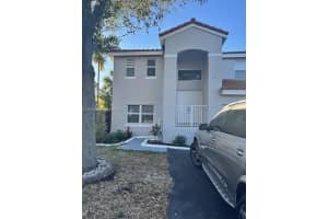 4313 SW 84th Terrace, Davie, FL 33328, Sold 03/14/25