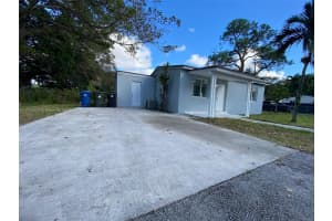 816 NW 19th Ave, Fort Lauderdale, FL 33311, Sold 01/08/25