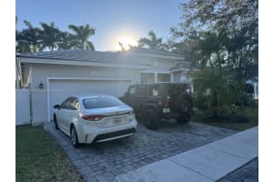 2914 NE 3rd Dr, Homestead, FL 33033, Sold 02/03/25