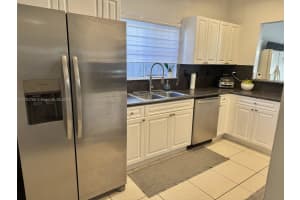 2914 NE 3rd Dr, Homestead, FL 33033, Sold 02/03/25