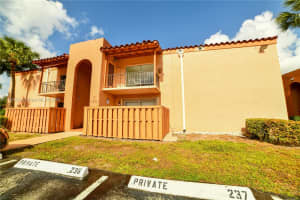 7225 Miami Lakes Dr, Miami Lakes, FL 33014, Sold 02/24/25