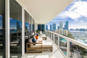 400 Alton Rd, Miami Beach, FL 33139, Sold 02/18/25