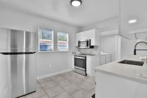585 NW 51st St, Miami, FL 33127, - MLS#A11703742
