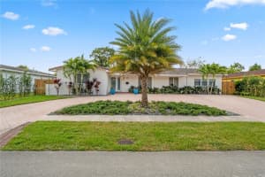 9386 SW 77th St, Miami, FL 33173, Sold 07/01/25