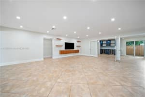 9386 SW 77th St, Miami, FL 33173, Sold 07/01/25