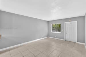 2643 NE 8th Ave, Wilton Manors, FL 33334, Sold 02/07/25