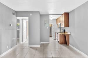 2643 NE 8th Ave, Wilton Manors, FL 33334, Sold 02/07/25