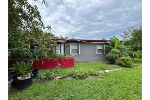 1835 NE 154th St, North Miami Beach, FL 33162, Sold 01/09/25