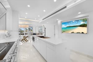 6700 Indian Creek Dr, Miami Beach, FL 33141, Sold 04/04/25