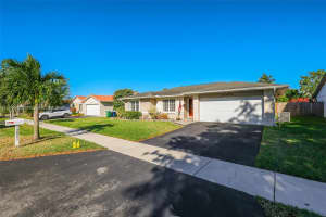 12801 SW 119th St, Miami, FL 33186, Sold 01/17/25