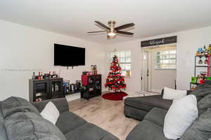 5001 SW 123rd Terrace, Cooper City, FL 33330, Sold 01/06/25