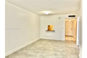 2903 NE 163rd St APT 203, North Miami Beach, FL 33160, - MLS#A11704491