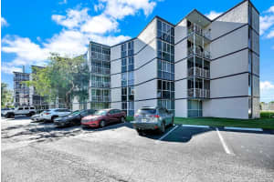 7165 NW 186th St, Hialeah, FL 33015, Sold 02/28/25