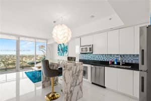 92 SW 3rd St APT 4907, Miami, FL 33130, Sold 04/03/25