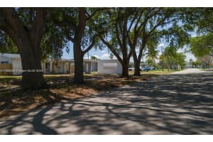 3324 Wilson St, Hollywood, FL 33021, Sold 01/30/25