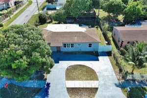 2900 NW 160th St, Opa-locka, FL 33054, Sold 12/31/24
