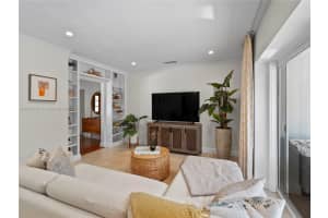 8320 SW 163rd St, Palmetto Bay, FL 33157, Sold 01/16/25