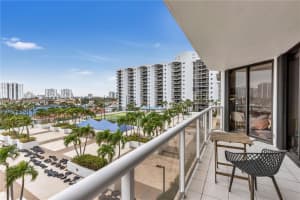 3640 Yacht Club Dr 607 Aventura, FL 33180 - MLS#A11704734