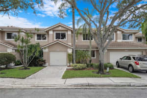 1078 SW 158th Way, Pembroke Pines, FL 33027, Sold 02/24/25