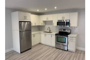 7141 Miami Lakes Dr, Miami Lakes, FL 33014, Sold 02/18/25