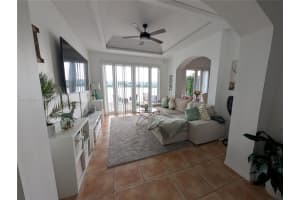 MLS# A11705000, Miami Lakes, Florida 33016