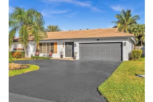 9051 NW 20th Manor, Coral Springs, FL 33071, Sold 01/14/25