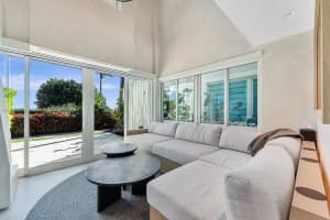 100 South Pointe Dr, Miami Beach, FL 33139, Sold 03/03/25