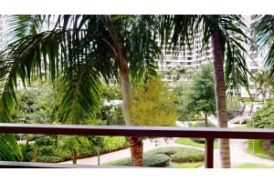 2500 Parkview Dr APT 417, Hallandale Beach, FL 33009, - MLS#A11705247
