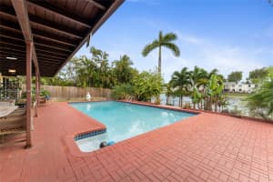 14100 Kendale Lakes Blvd, Miami, FL 33183, Sold 04/04/25