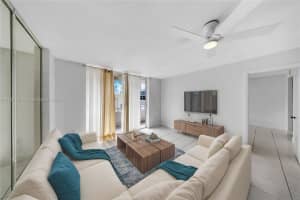 465 Ocean Dr 507, Miami Beach
