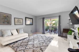 9960 N Kendall Dr, Miami, FL 33176, Sold 02/18/25