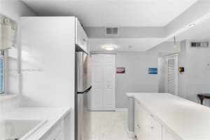9960 N Kendall Dr, Miami, FL 33176, Sold 02/18/25