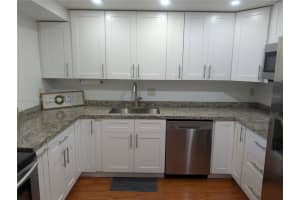 14321 N Kendall Dr, Miami, FL 33186, Sold 01/17/25