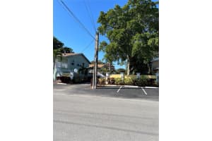 2607 NE 8th Ave, Fort Lauderdale, FL 33334, Sold 04/30/25